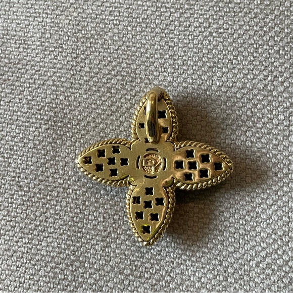 ⭐️David Yurman⭐️18K Gold, Onyx, Ruby and Pave Diamond Quatrefoil Charm Pendant - Picture 4 of 7